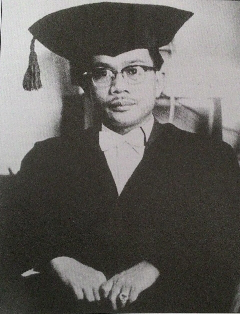 Prof. Dr. H. Achmad Sanusi S.H., M.PA.